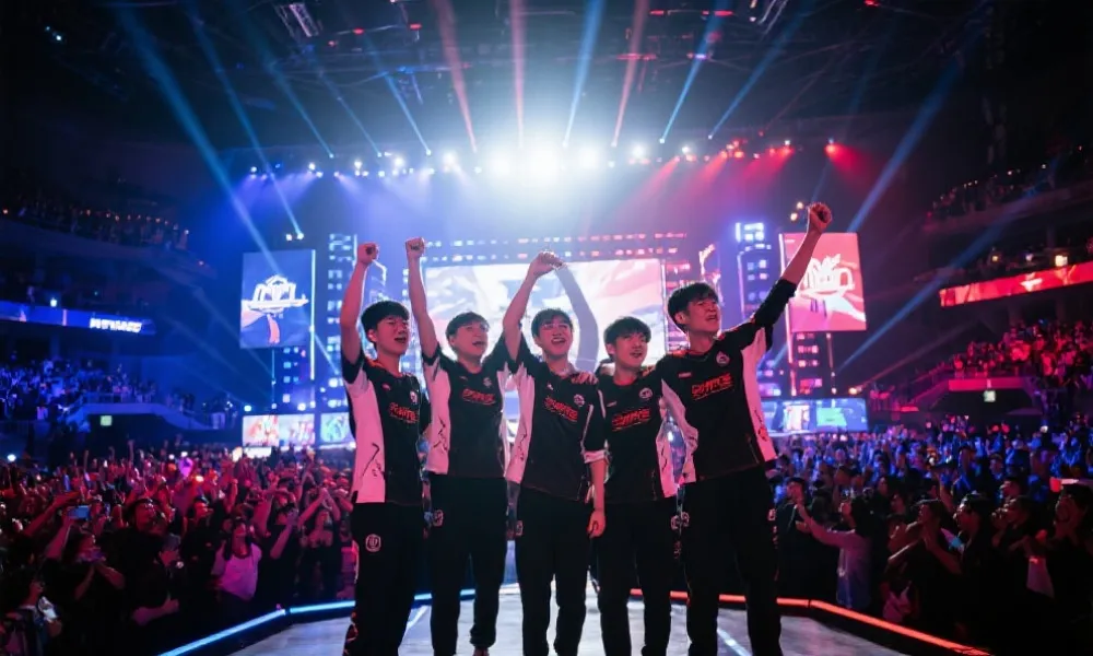 逆风翻盘，荣耀永不止步——AG战队在《王者荣耀》世界赛上的传奇夜